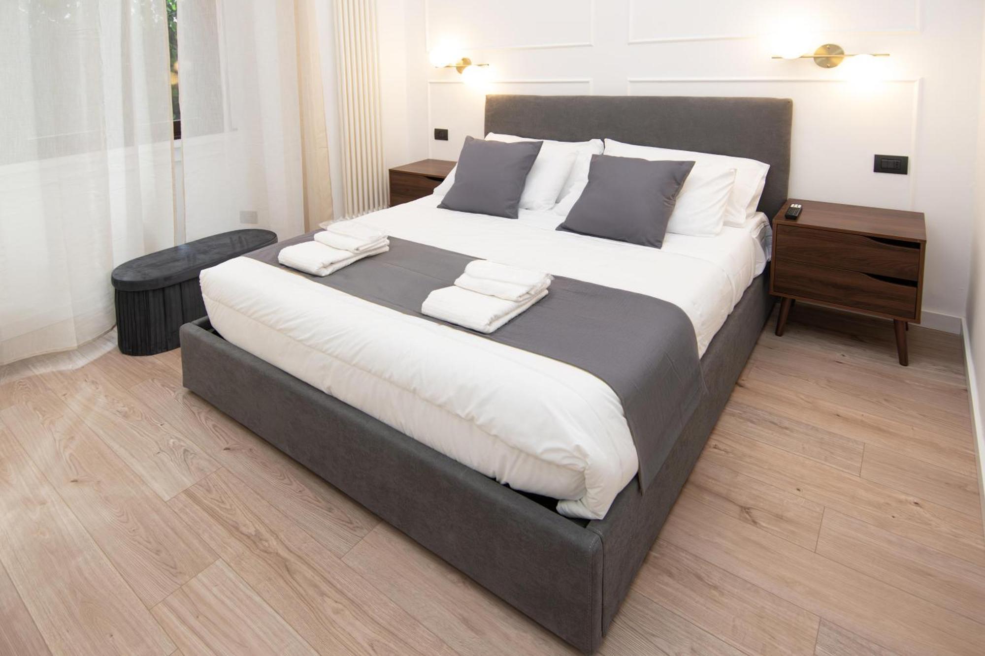 Apartment Casa Enea - Luxury House - Porta Romana - Duomo M3 *